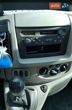 Грузовой фургон Opel Vivaro 2006 в 