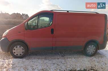 Грузовой фургон Opel Vivaro 2002 в Львове