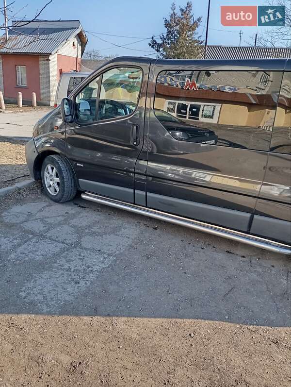 Минивэн Opel Vivaro 2003 в Сколе