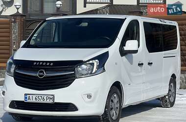 Мінівен Opel Vivaro 2016 в Києві