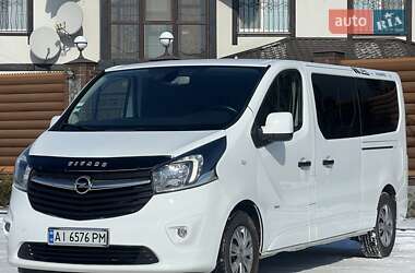 Мінівен Opel Vivaro 2016 в Києві