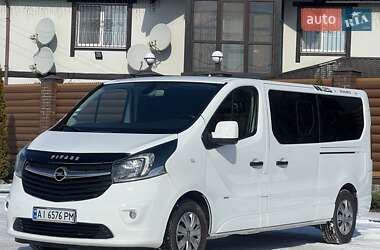 Мінівен Opel Vivaro 2016 в Києві