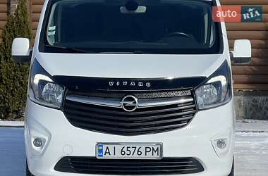 Мінівен Opel Vivaro 2016 в Києві