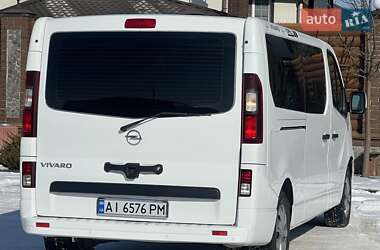 Мінівен Opel Vivaro 2016 в Києві