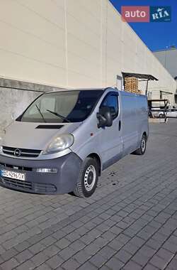 Вантажний фургон Opel Vivaro 2005 в Львові