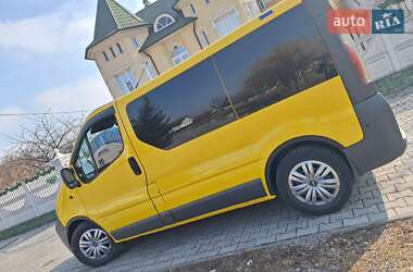 Минивэн Opel Vivaro 2004 в Черновцах