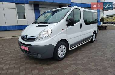 Мінівен Opel Vivaro 2014 в Сарнах