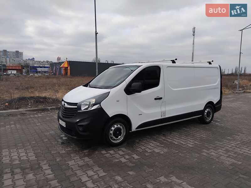 Opel Vivaro 2016