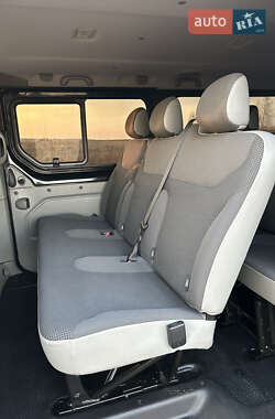Мінівен Opel Vivaro 2012 в 