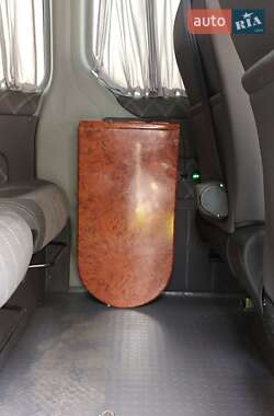 Минивэн Opel Vivaro 2015 в 
