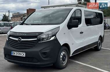 Opel Vivaro 2015 Opel Vivaro 2015