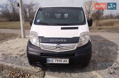 Мінівен Opel Vivaro 2008 в Дніпрі