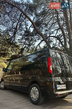 Минивэн Opel Vivaro 2014 в Светловодске