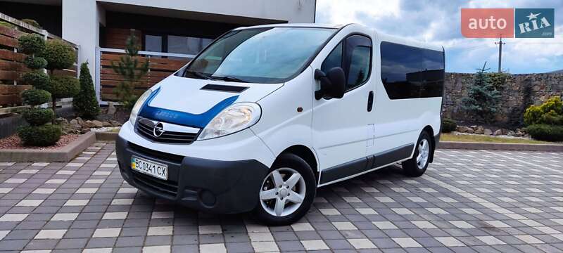 Opel Vivaro 2006