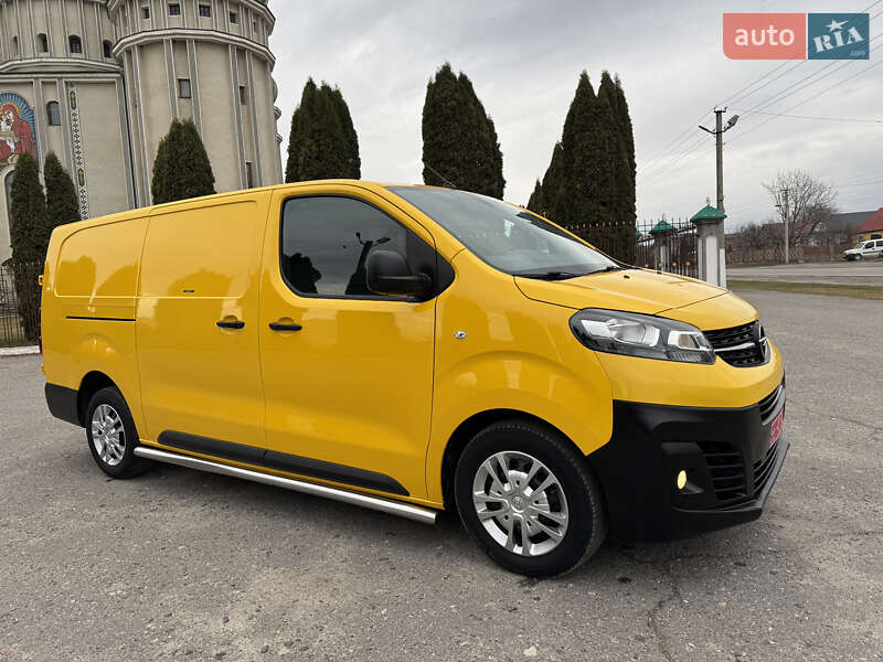 Вантажний фургон Opel Vivaro 2021 в Дубні