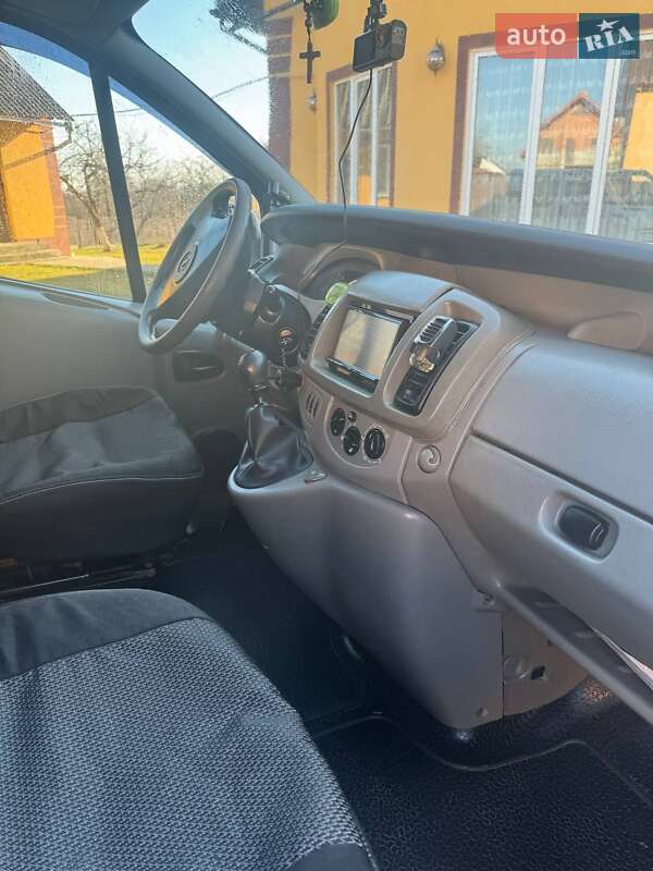 Минивэн Opel Vivaro 2006 в Дрогобыче