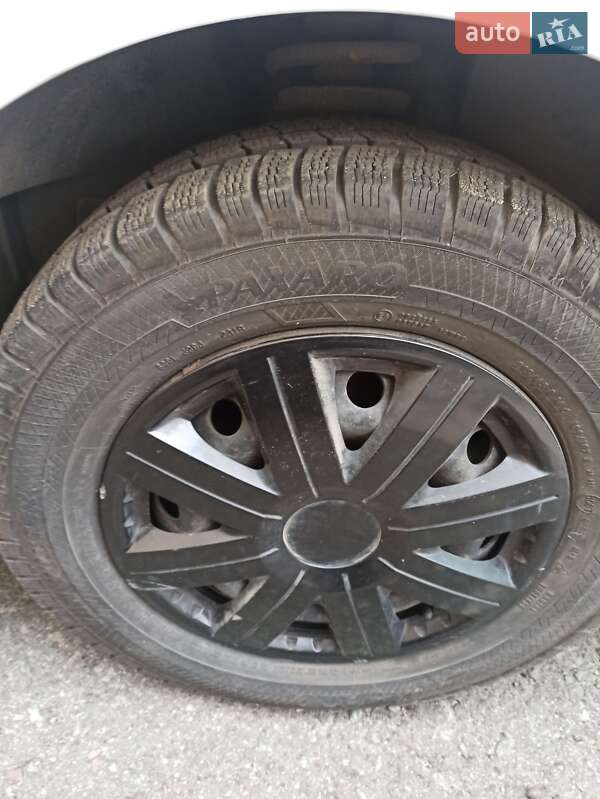 Грузовой фургон Opel Vivaro 2013 в Ирпене