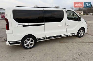 Минивэн Opel Vivaro 2017 в 