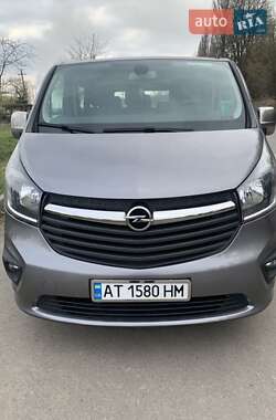 Мінівен Opel Vivaro 2015 в 