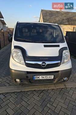 Минивэн Opel Vivaro 2012 в 