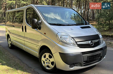 Минивэн Opel Vivaro 2012 в Киеве