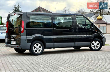 Минивэн Opel Vivaro 2014 в 
