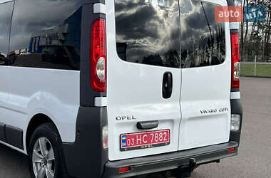 Мінівен Opel Vivaro 2013 в 