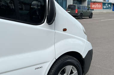 Мінівен Opel Vivaro 2013 в 