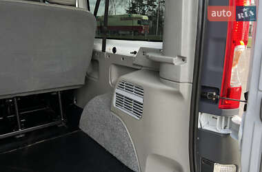 Мінівен Opel Vivaro 2013 в 