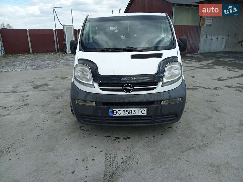 Opel Vivaro 2003