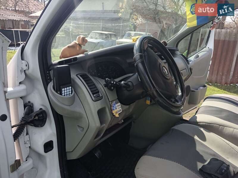 Мінівен Opel Vivaro 2003 в Буську