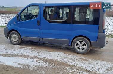 Минивэн Opel Vivaro 2004 в 