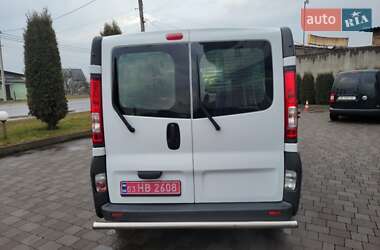 Минивэн Opel Vivaro 2014 в 