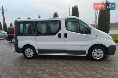 Минивэн Opel Vivaro 2014 в 