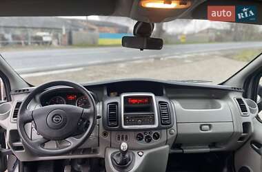 Минивэн Opel Vivaro 2013 в 