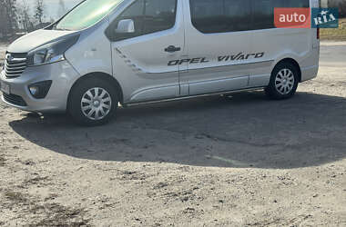 Минивэн Opel Vivaro 2019 в 