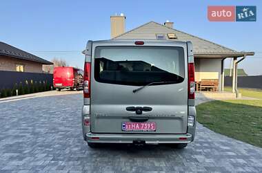 Минивэн Opel Vivaro 2013 в 