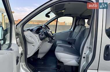 Минивэн Opel Vivaro 2013 в 