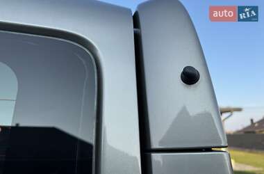 Минивэн Opel Vivaro 2013 в 