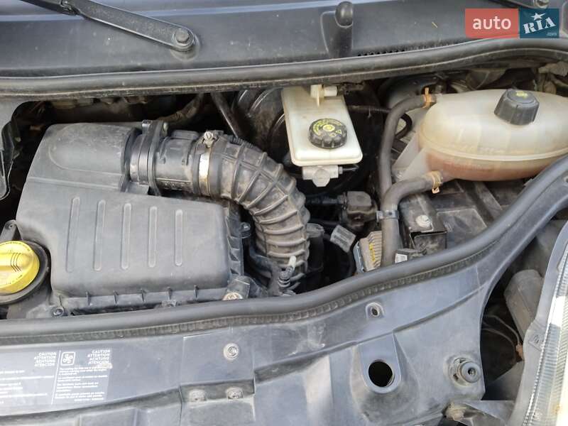 Мінівен Opel Vivaro 2012 в Дніпрі фото 18 Мінівен Opel Vivaro 2012 в Дніпрі