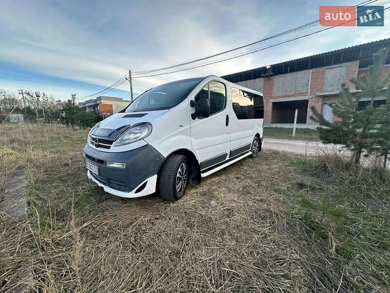 Минивэн Opel Vivaro 2005 в Турке