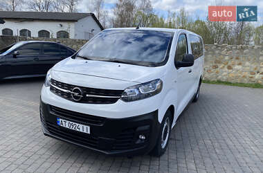 Минивэн Opel Vivaro 2019 в 
