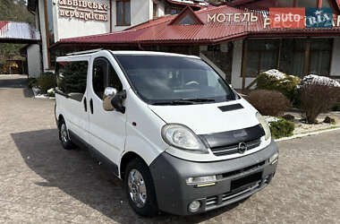 Минивэн Opel Vivaro 2004 в 