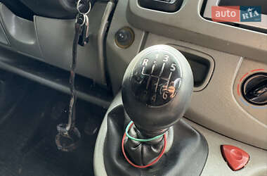 Минивэн Opel Vivaro 2004 в 