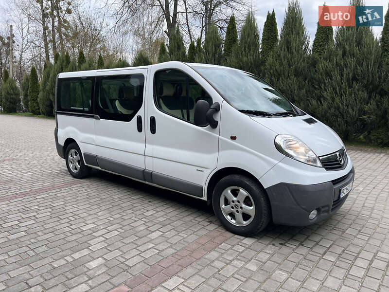 Opel Vivaro 2013