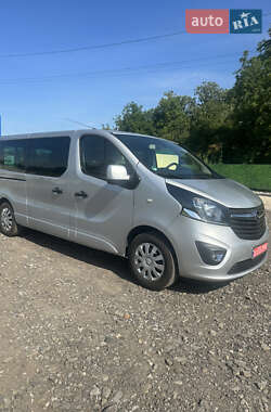 Минивэн Opel Vivaro 2016 в Львове