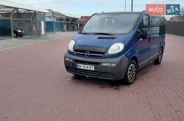 Минивэн Opel Vivaro 2003 в 