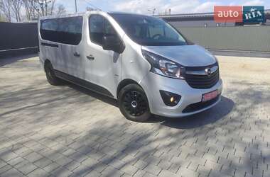 Минивэн Opel Vivaro 2015 в 