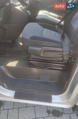 Минивэн Opel Vivaro 2015 в 