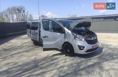 Минивэн Opel Vivaro 2015 в 